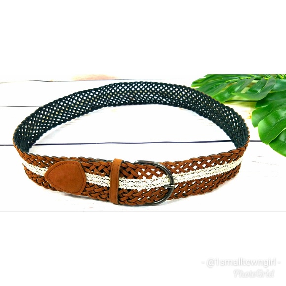 Boutique Accessories - Belt braided leather with lace accent